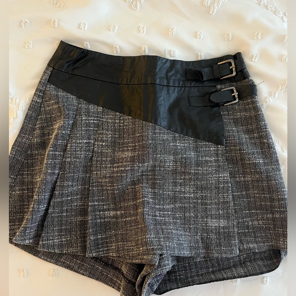 Skort
